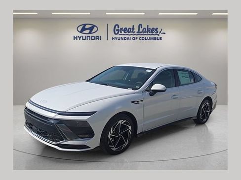Used 2026 Hyundai Sonata SEL FWD image 1