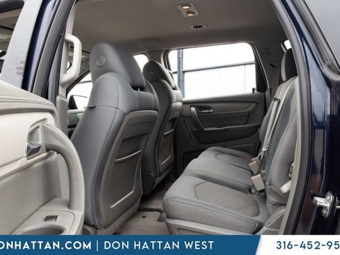 Used 2017 Chevrolet Traverse LS AWD/4WD image 18