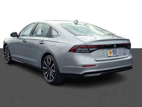 Certified 2025 Honda Accord Touring image 4