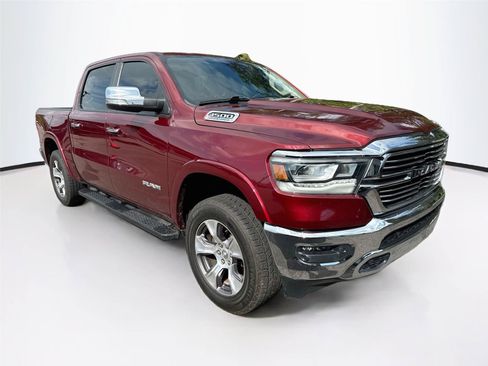 Used 2022 RAM 1500 Laramie AWD/4WD image 6