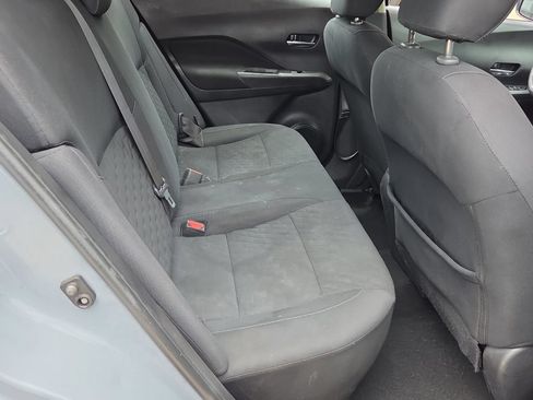 Used 2021 Nissan Kicks SV FWD image 15