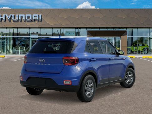 New 2026 Hyundai Venue SE image 4