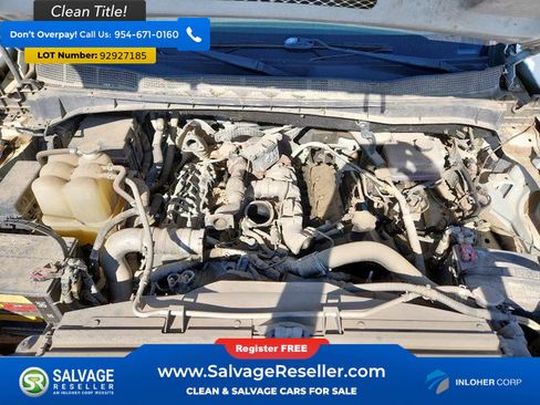 Used 2016 Nissan Titan SV image 15