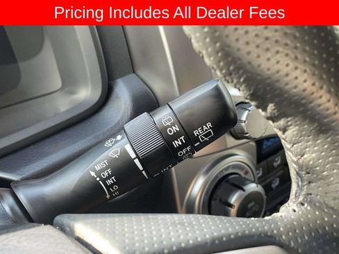 Used 2023 Toyota 4Runner Limited AWD/4WD image 30