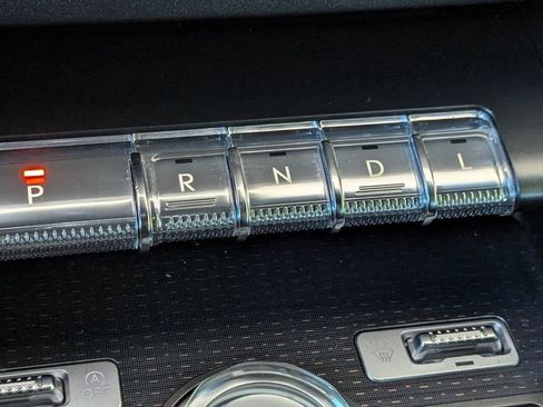 Used 2024 Lincoln Nautilus Reserve w/ Equipment Group 202A image 21