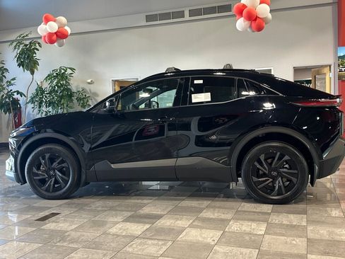 New 2026 Toyota C-HR AWD/4WD image 7