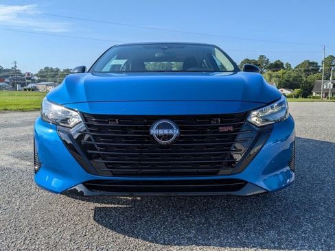 New 2025 Nissan Sentra SR w/ Midnight Edition image 9