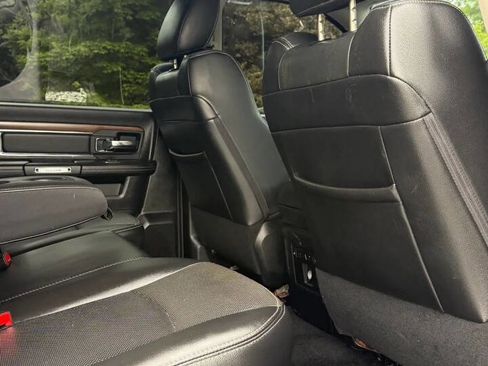 Used 2016 RAM 3500 Laramie AWD/4WD image 26