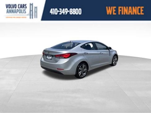 Used 2014 Hyundai Elantra Limited w/ Option Group 03 FWD image 8