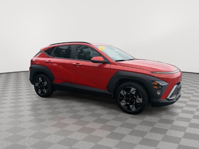 Used 2025 Hyundai Kona SEL FWD image 14