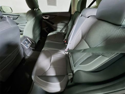Used 2020 Subaru Forester Premium image 22