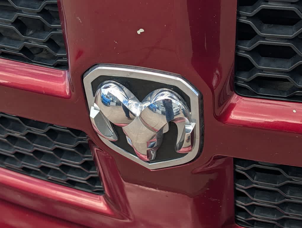 Used 2019 RAM 1500 Express AWD/4WD image 11