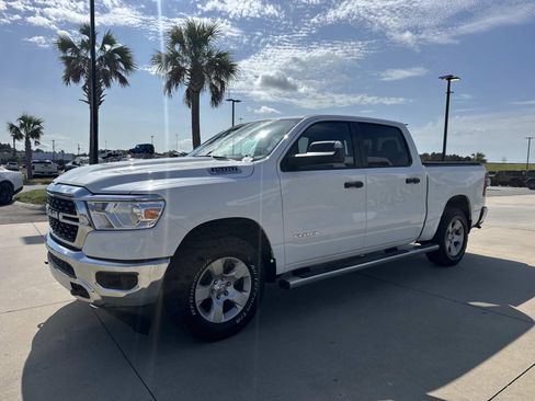 Used 2024 RAM 1500 Big Horn AWD/4WD image 3