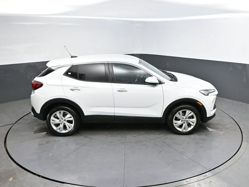 Used 2025 Buick Encore GX Preferred image 40