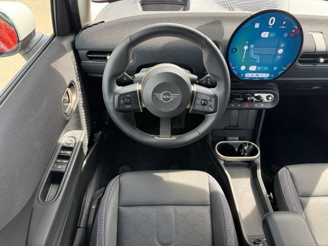 Used 2026 MINI Cooper 4-Door Hardtop FWD image 19