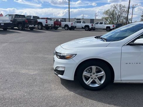 Used 2025 Chevrolet Malibu LS FWD image 5