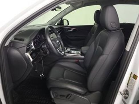 Used 2023 Audi Q7 3.0T Premium Plus w/ Premium Plus Package AWD/4WD image 5