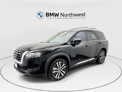Used 2022 Nissan Pathfinder Platinum w/ Cargo Package