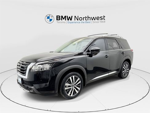 Used 2022 Nissan Pathfinder Platinum w/ Cargo Package image 1