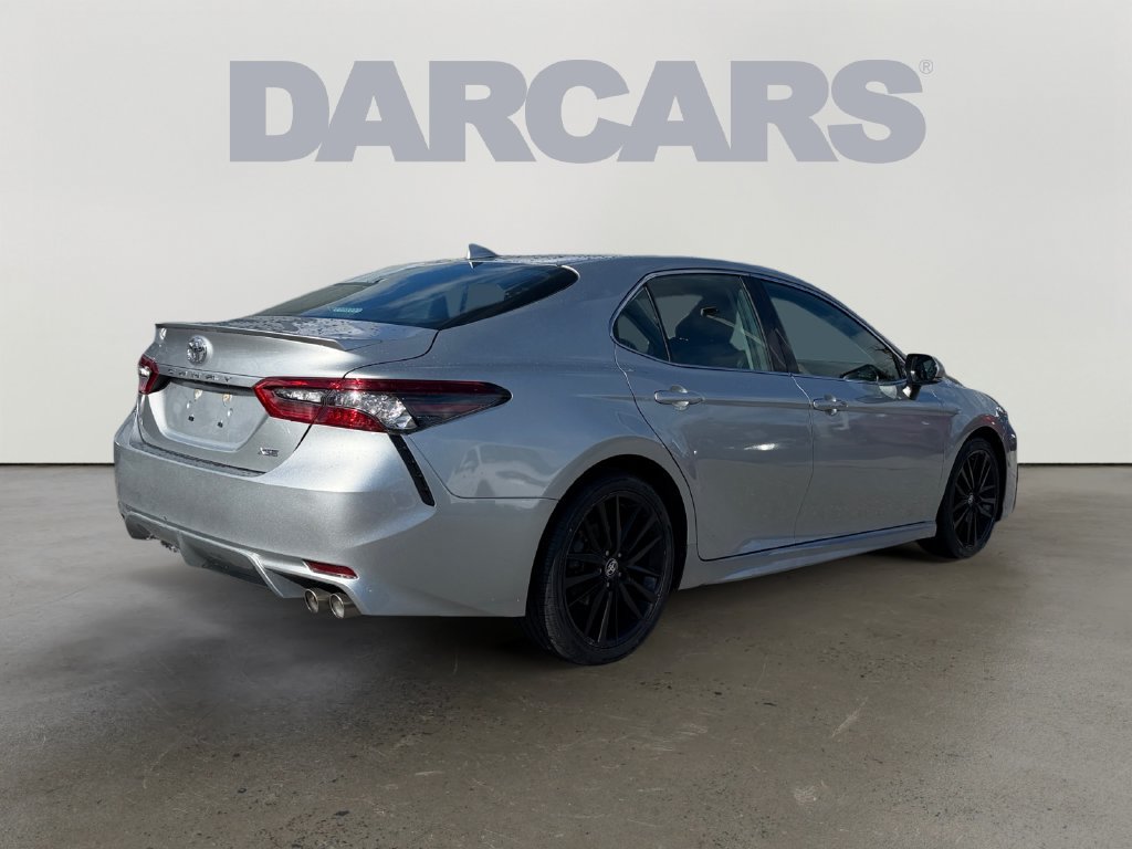 Used 2023 Toyota Camry XSE FWD image 5