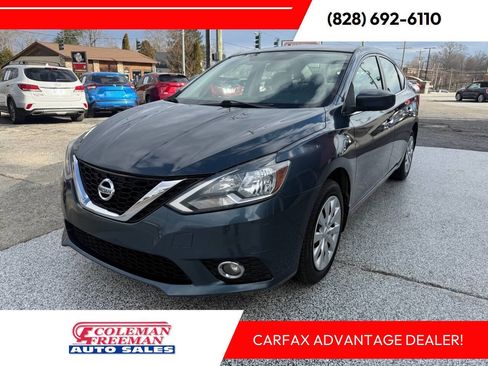 Used 2017 Nissan Sentra SV image 1
