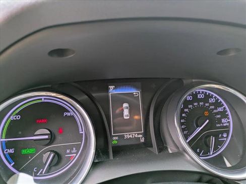 Used 2019 Toyota Camry LE image 13