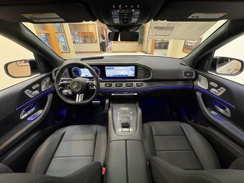 New 2026 Mercedes-Benz GLS 450 4MATIC image 14