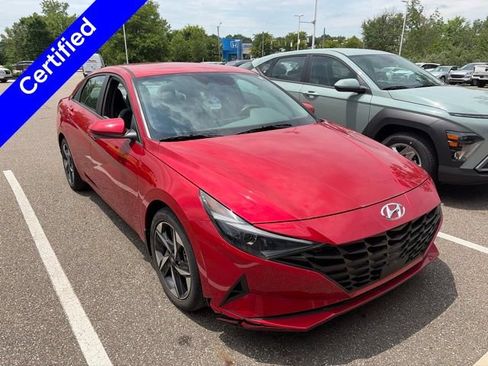 Certified 2023 Hyundai Elantra SEL w/ Convenience Package FWD image 3