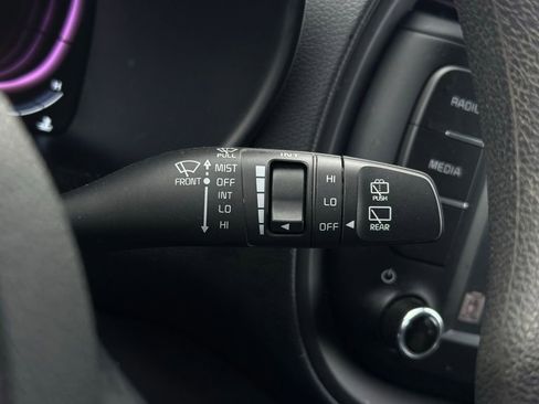 Certified 2024 Kia Soul LX w/ Option Group 015 image 25