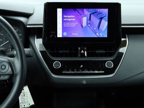 Used 2024 Toyota Corolla LE image 26