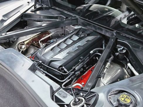Used 2022 Chevrolet Corvette Stingray Preferred Cpe w/ Z51 Performance Package RWD image 28