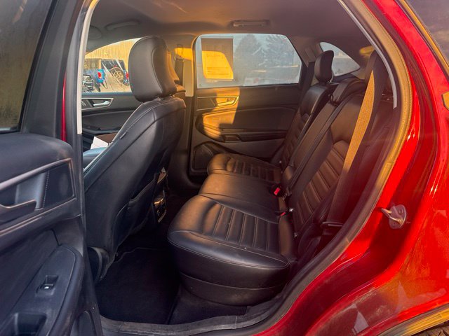 Used 2022 Ford Edge SEL w/ Convenience Package AWD/4WD image 4