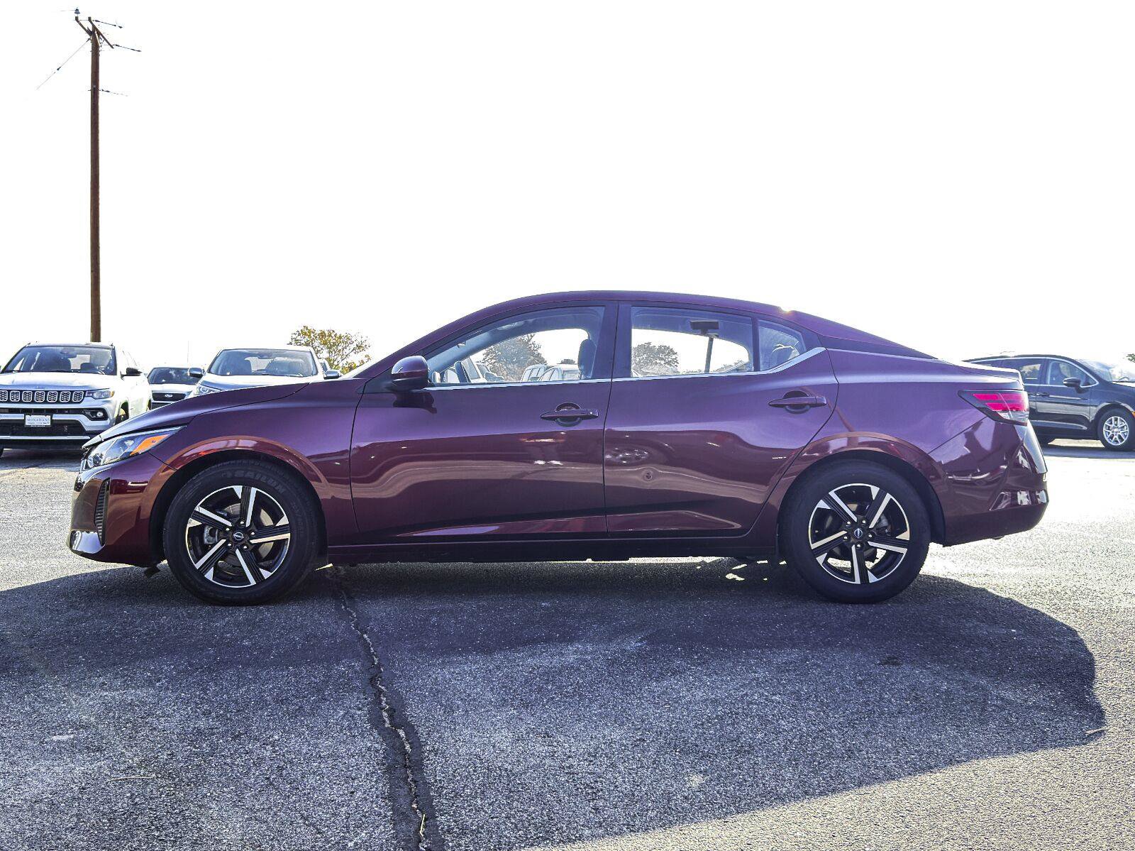 Used 2024 Nissan Sentra SV FWD image 13