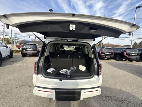 New 2026 Nissan Armada SV AWD/4WD image 23