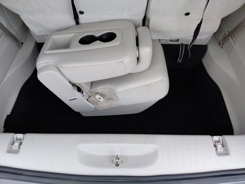 Used 2019 Chrysler Pacifica Touring-L Plus FWD image 32
