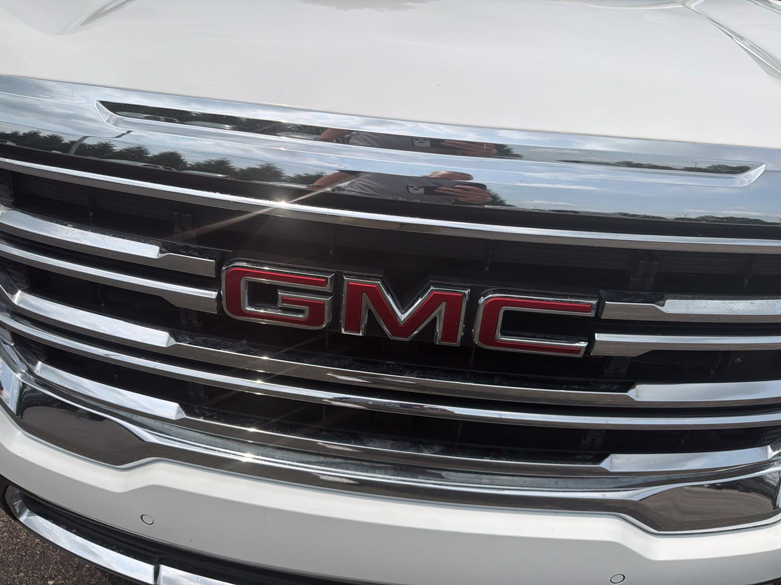 Used 2023 GMC Acadia SLT AWD/4WD image 32