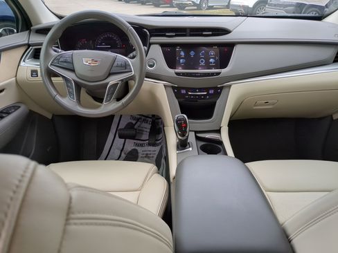 Used 2019 Cadillac XT5 Luxury image 13