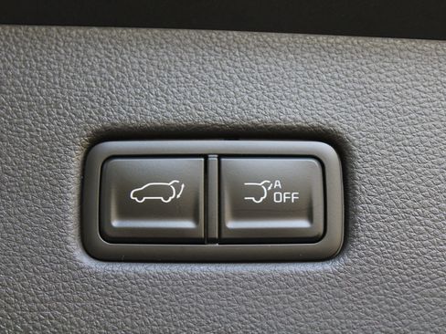 New 2026 Kia Carnival EX image 14