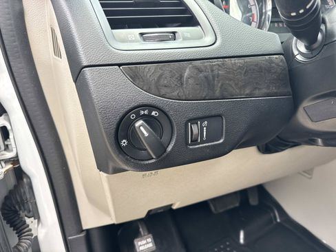 Used 2020 Dodge Grand Caravan SE w/ UConnect Hands-Free Group FWD image 20