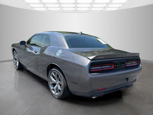 Used 2017 Dodge Challenger R/T Plus RWD image 4