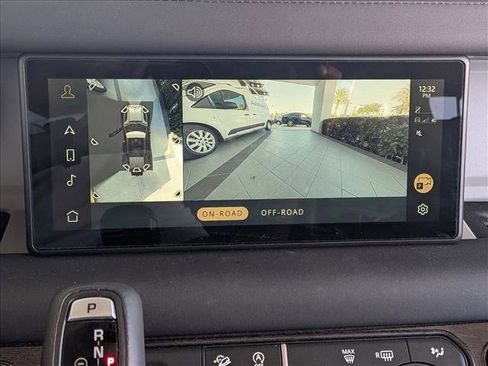 Used 2024 Land Rover Defender 110 S image 13