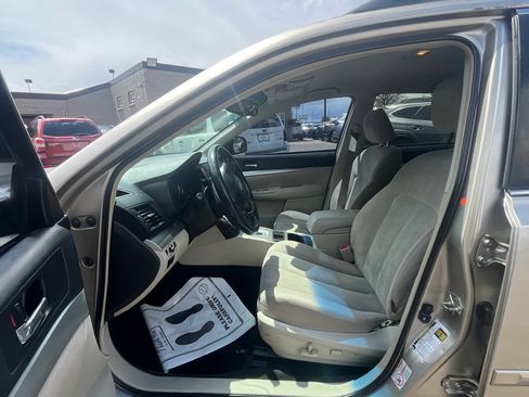 Used 2014 Subaru Outback 2.5i Premium AWD/4WD image 18