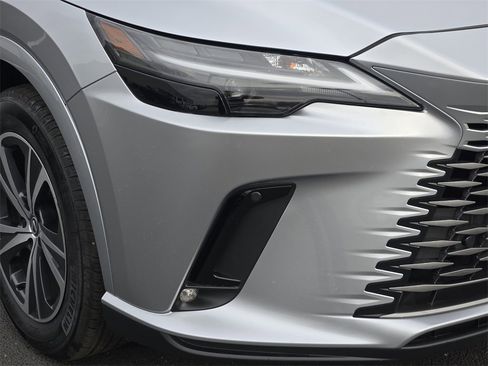 Used 2025 Lexus RX 350 Premium w/ Convenience Package image 9