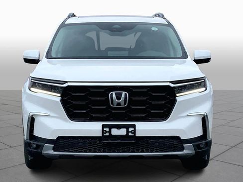 Used 2024 Honda Pilot Elite image 4