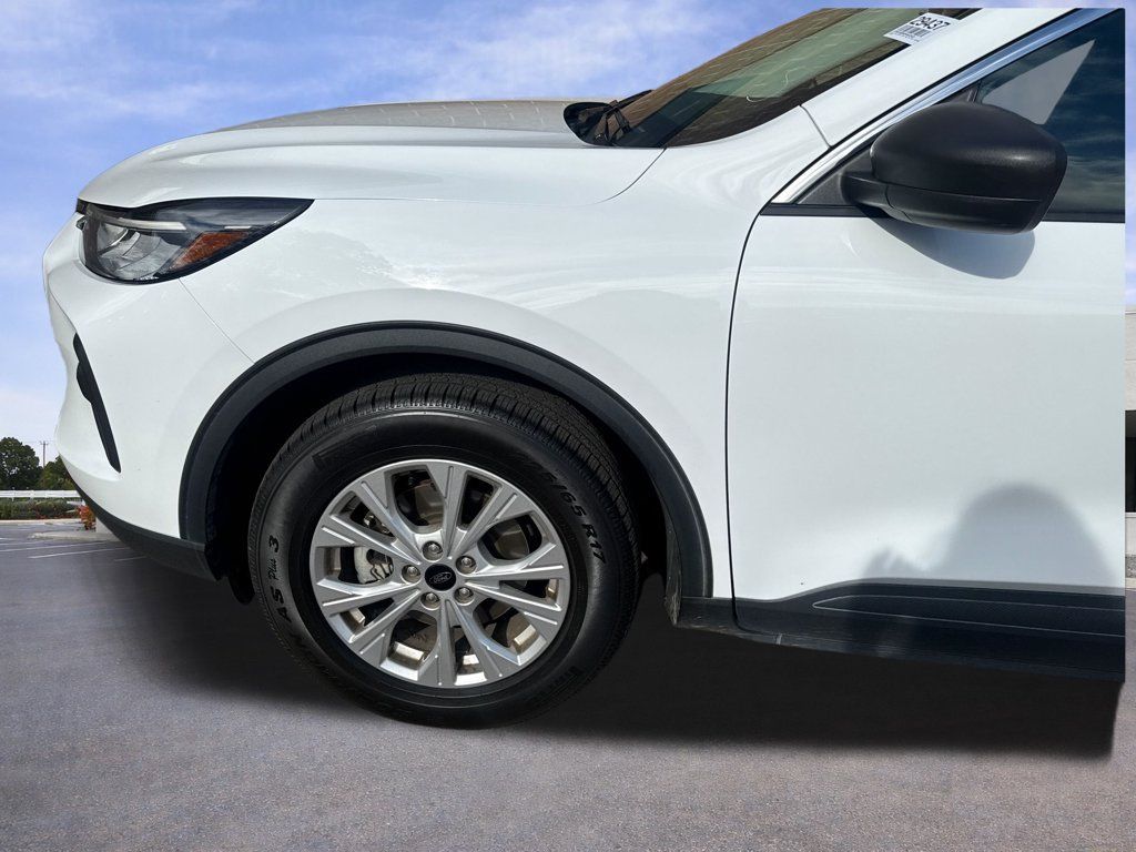 Used 2023 Ford Escape Active AWD/4WD image 29