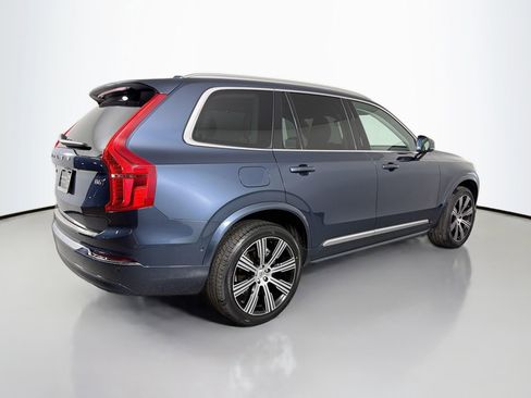 Certified 2023 Volvo XC90 B6 Ultimate w/ Protection Package Premier image 6