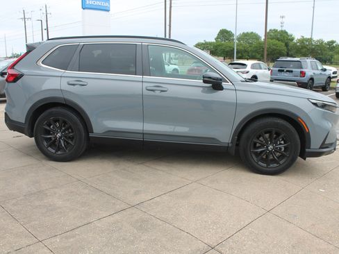 Used 2023 Honda CR-V Sport image 3