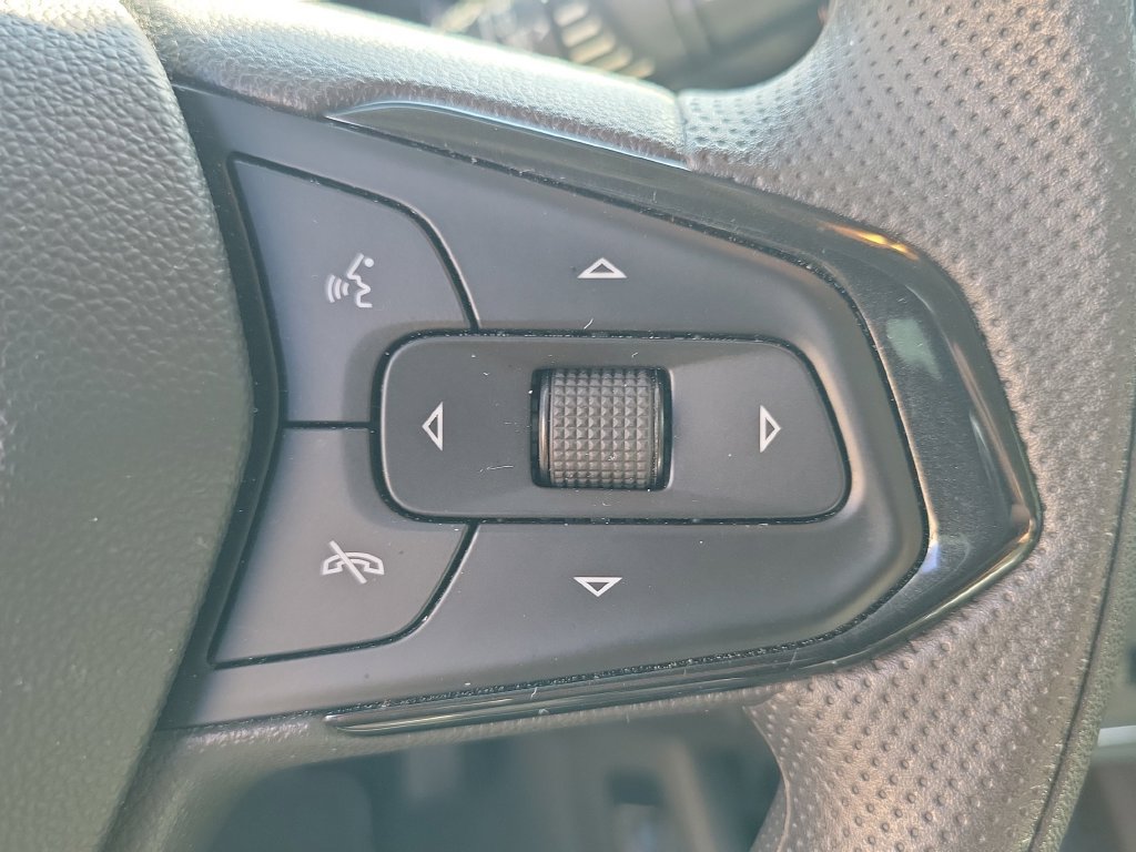 Used 2022 Chevrolet TrailBlazer LT w/ Convenience Package FWD image 29