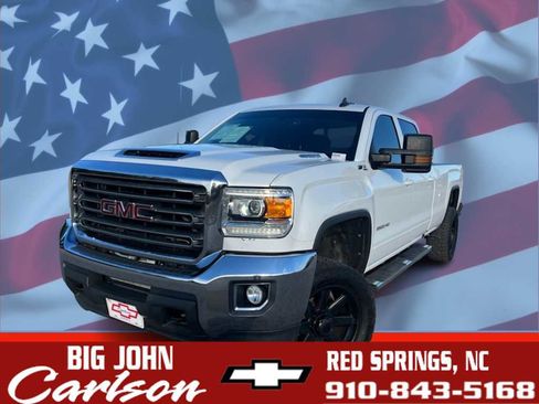 Used 2018 GMC Sierra 2500 SLE w/ SLE Preferred Package image 1