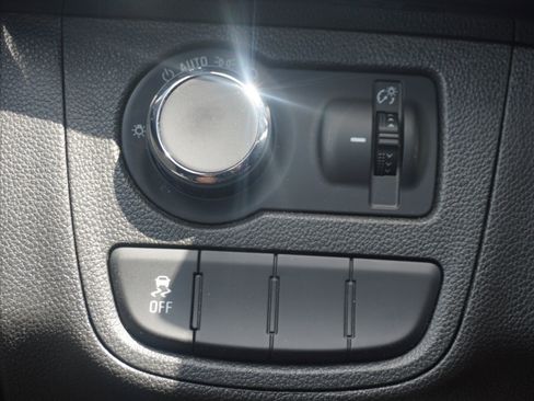 Used 2020 Chevrolet Spark LT image 29